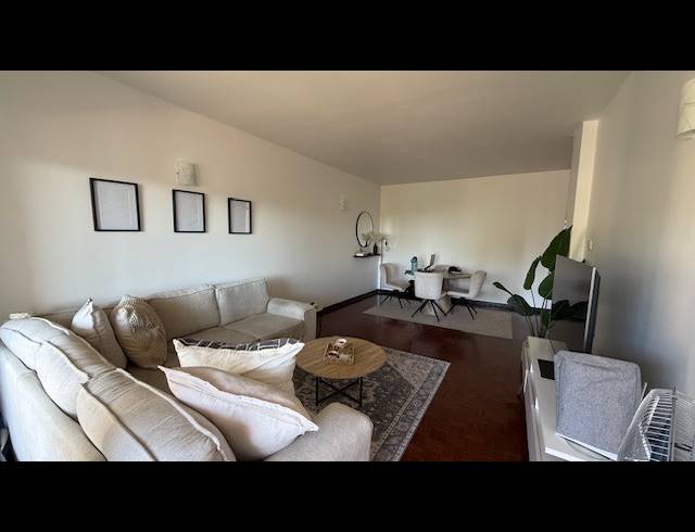 2 BEDROOM APARTMENT SOLD IN ESSENWOOD
